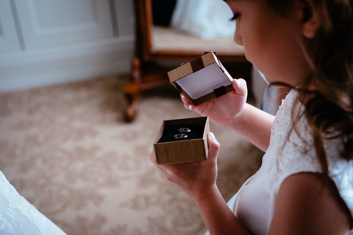 bridal preparations at glenlo abbey hotel wedding