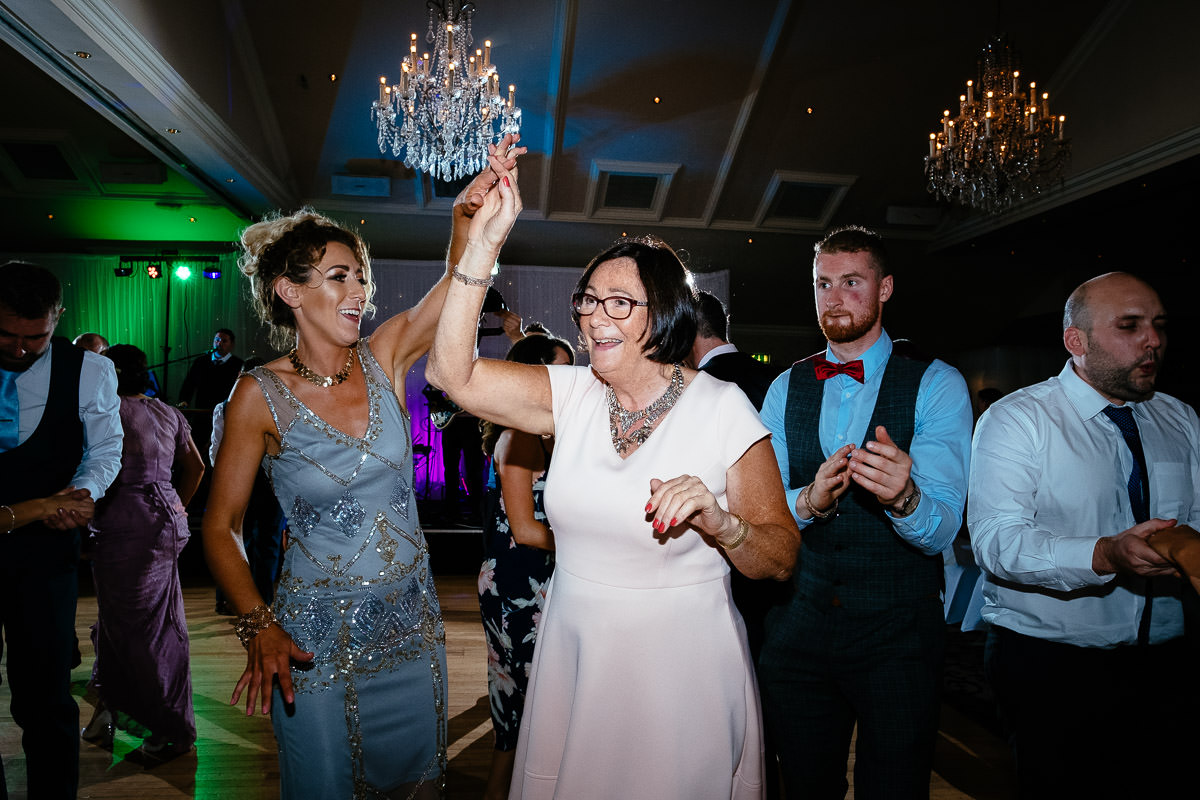 wedding guests dancing