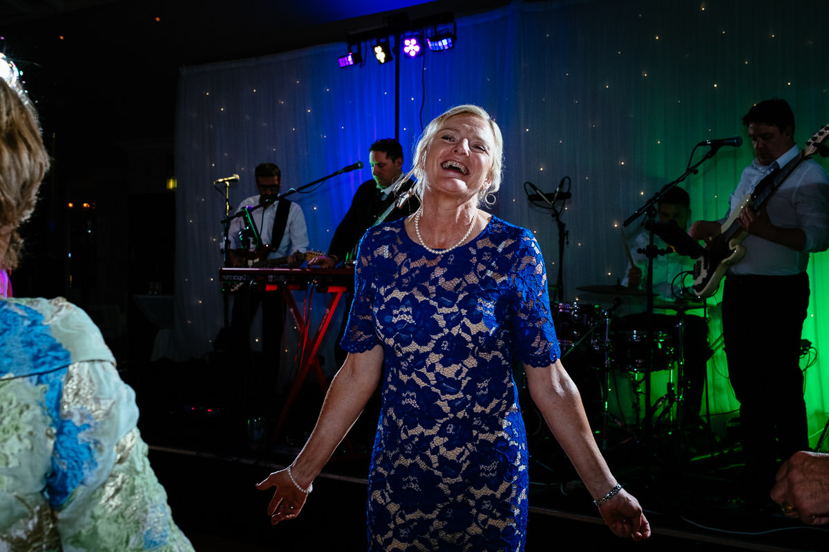 wedding guests dancing