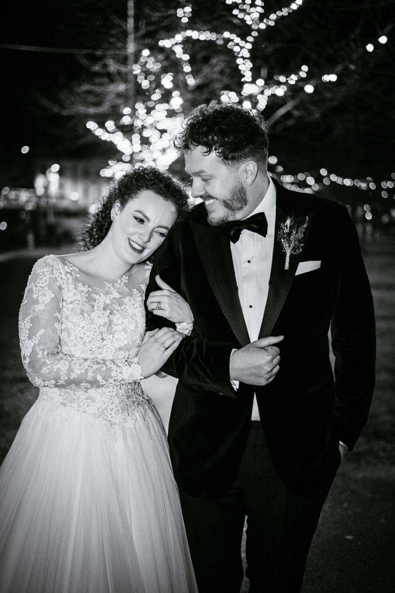 Christmas Wedding in UCG 154 Christmas Wedding in UCG 151