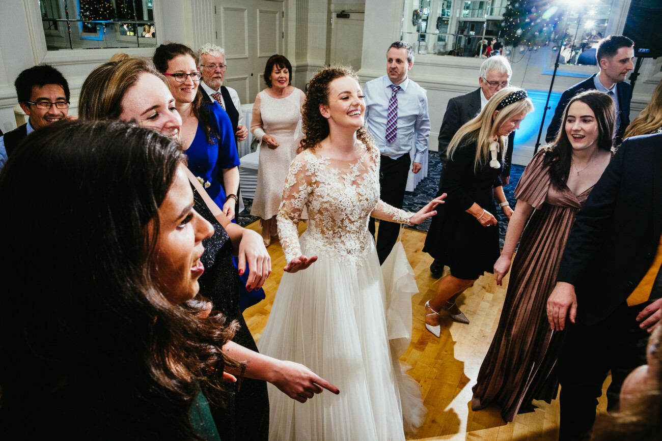 Christmas Wedding in UCG 184 Christmas Wedding in UCG 180