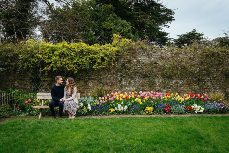 A couple on a garden bench at Howth Castle